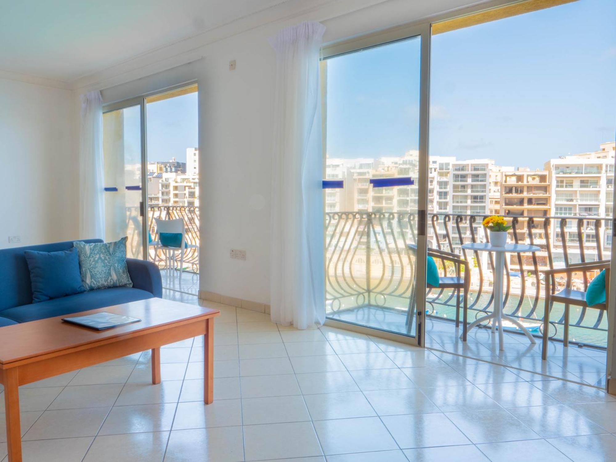 Morina Court - Seaview Apartments And Penthouse In St Julians By Shortletsmalta Saint Julian's Exterior foto